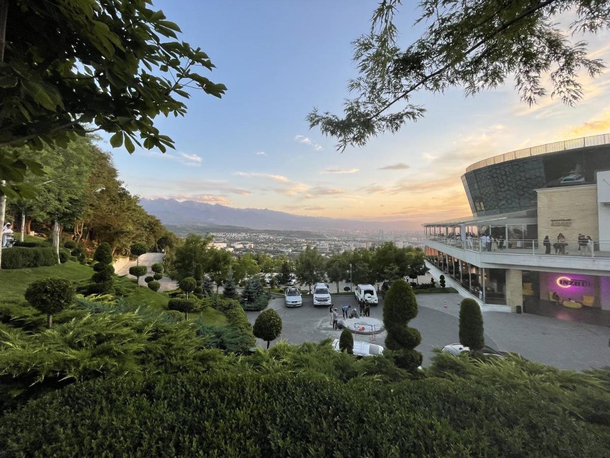 Апартаменты #2 Almaty Exterior foto